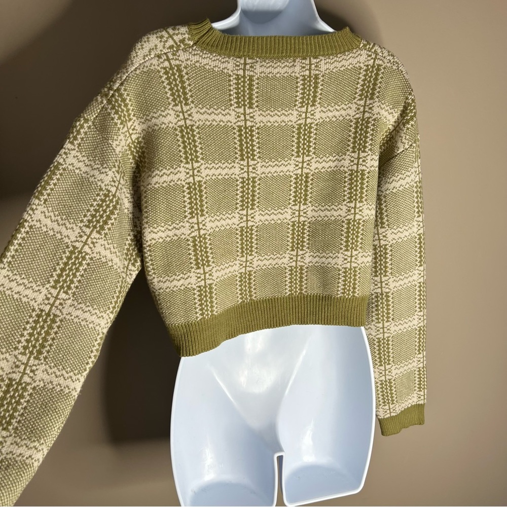 Lulu's crop pullover sweater - green plaid - Picture 6 of 8